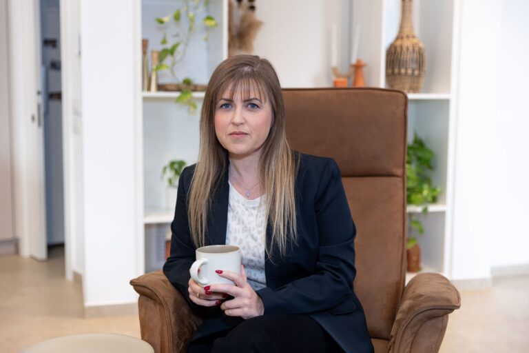 פתרונות שכר לארגונים המבטיחים עמידה בתקנות.